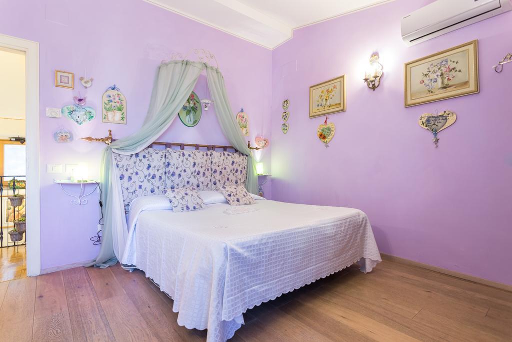 Bed And Breakfast A Casa Delle Fate Ассізі Екстер'єр фото